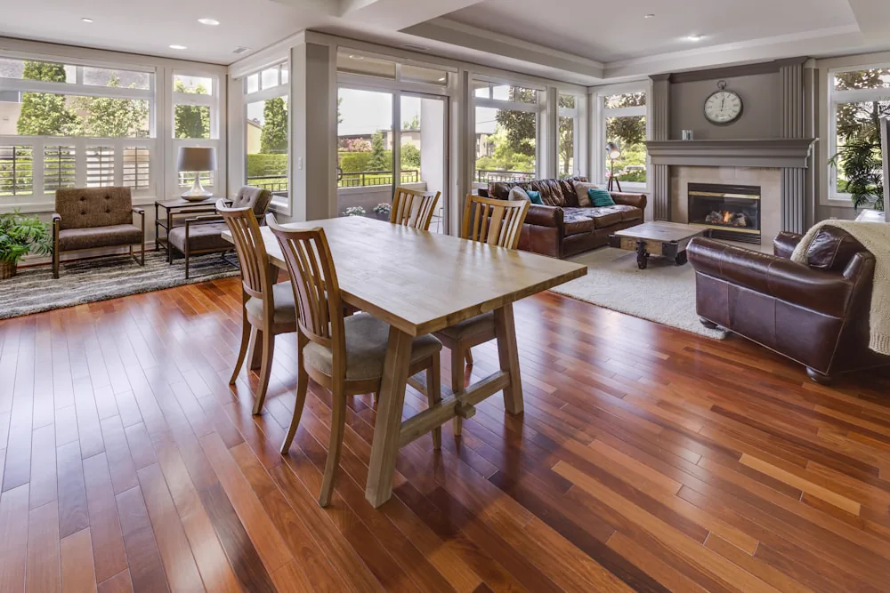 Empty immaculate home ready for move in